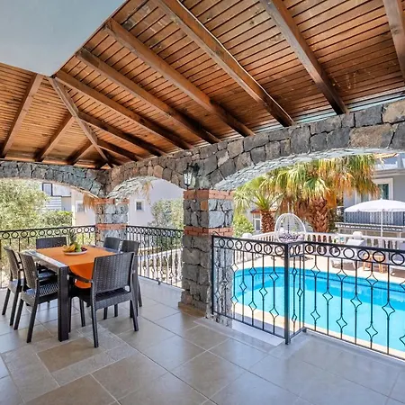 Villa Erya 2 *