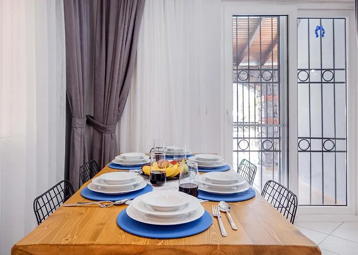 Villa Erya 2 *